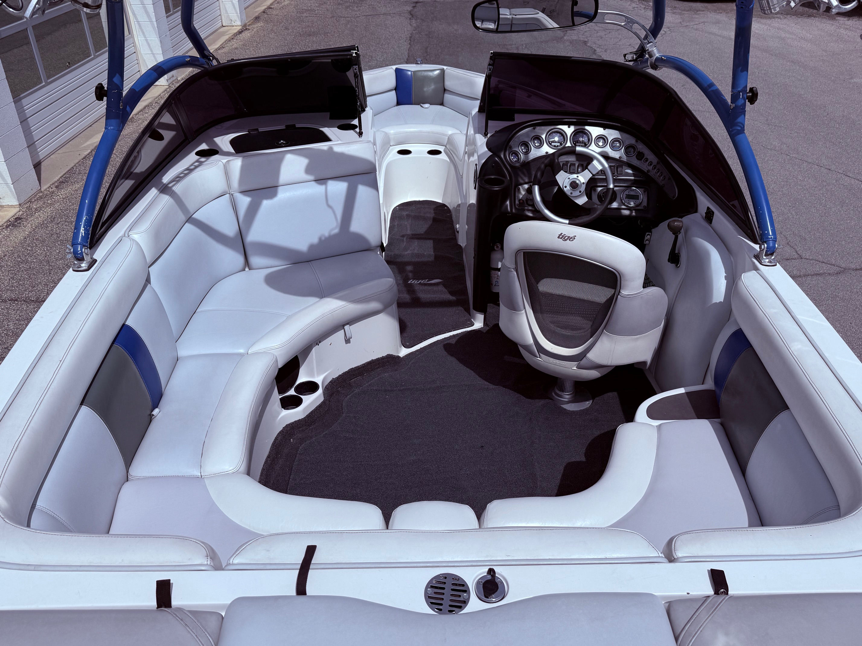 2003 Tige 22V Riders Edition Icon
